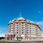 Dream World Hill Hotel