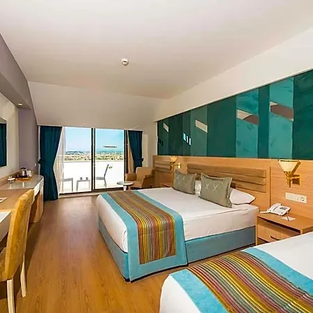Dream World Hill Ξενοδοχείο 5*