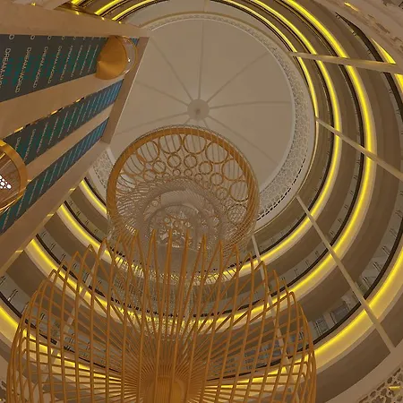 Dream World Hill Side