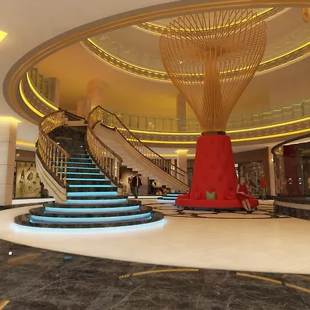 Dream World Hill 5* Side