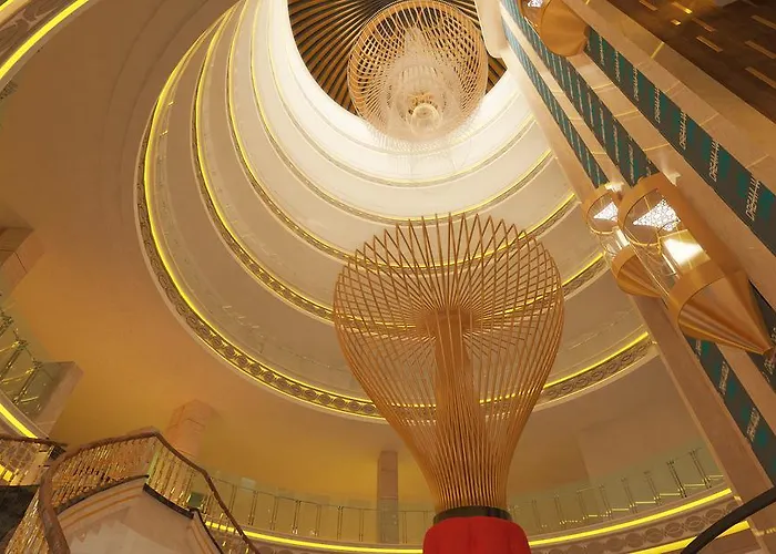 Dream World Hill فندق 5*