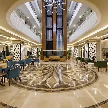 Отель Dream World Hill 5*